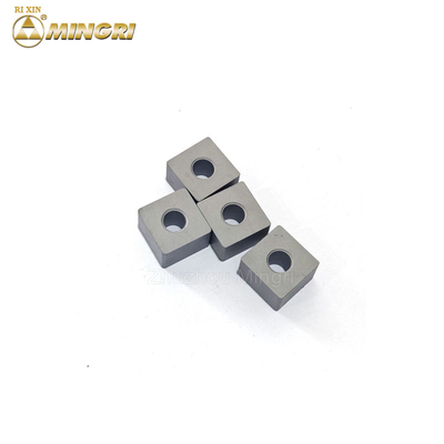 อายุการใช้งานยาว วังสตามิน คาร์ไบด์ Chain Saw Insert สําหรับการตัดมาร์บอร์ 12.7 * 12.7 * 6.5 มม ความทนทานสูง
